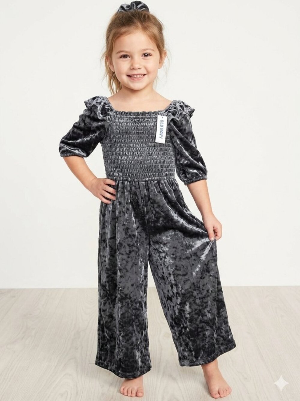 NWT Old Navy Toddler Girl Crushed Velvet Smocked Jumpsuit Grey 4T Holiday Party